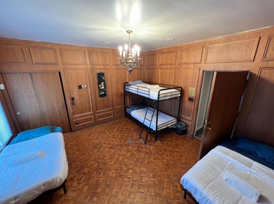 הוסטל שיקגו Pill Hill Mansion מראה חיצוני תמונה